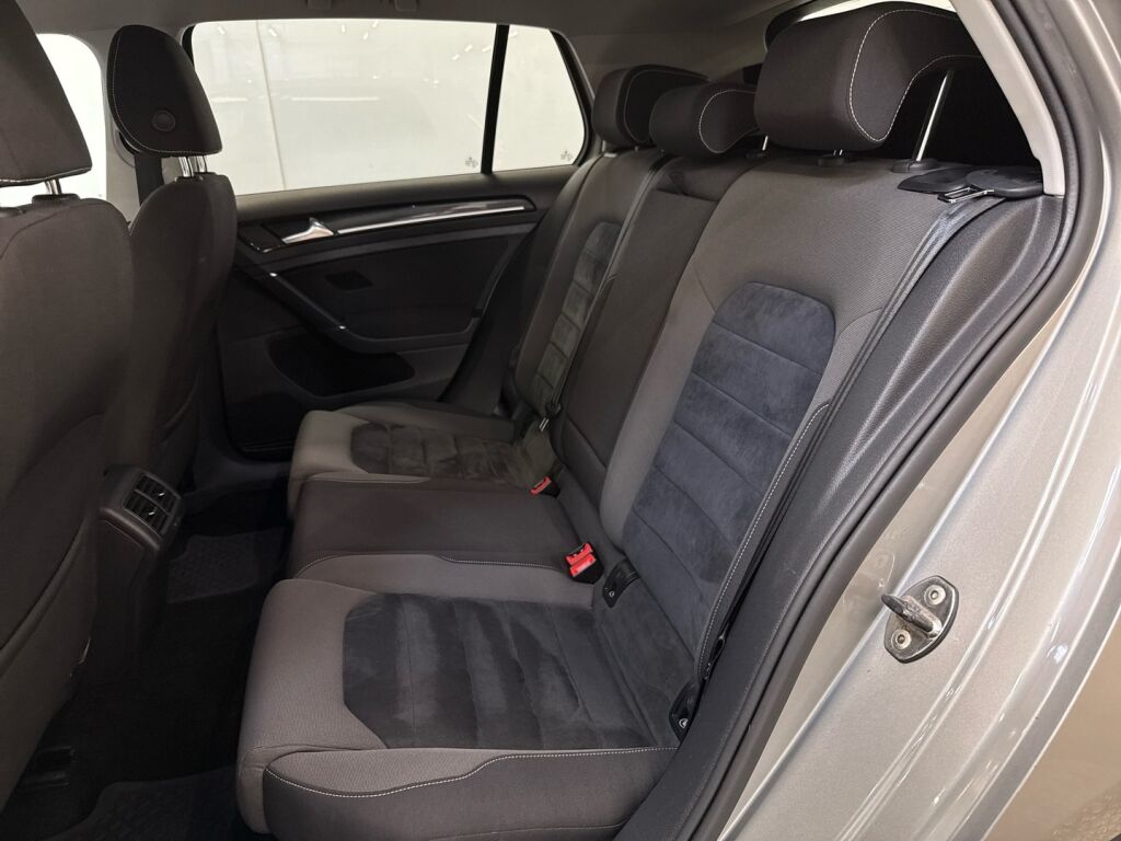 Volkswagen Golf 2013 Harmaa