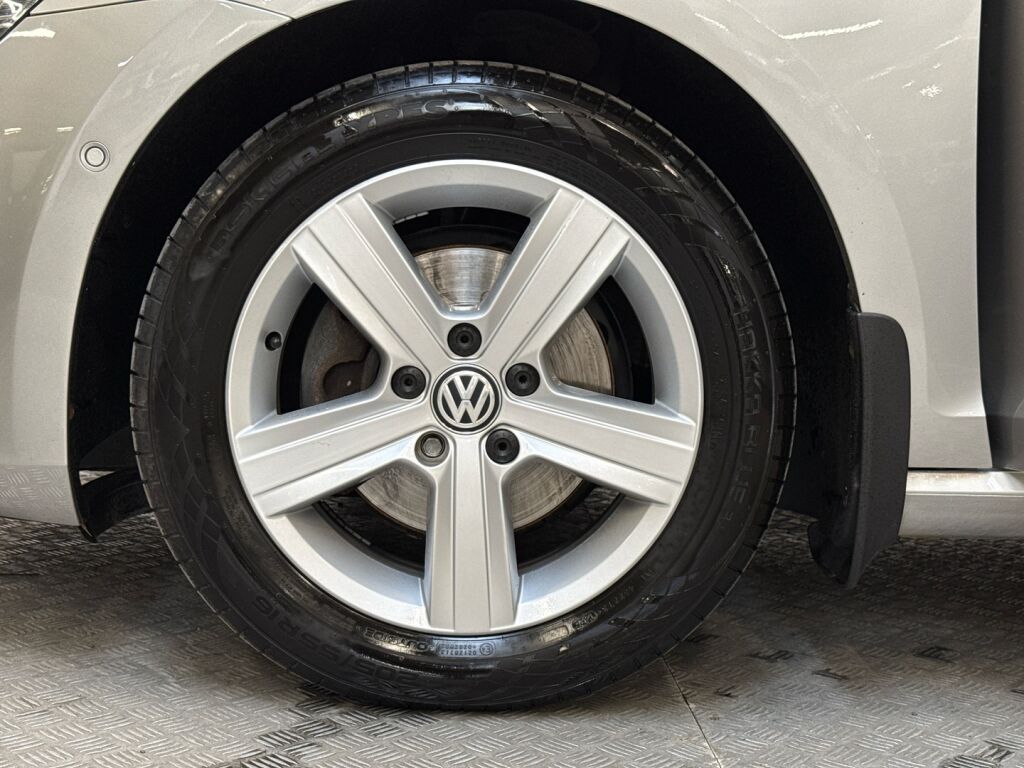 Volkswagen Golf 2013 Harmaa