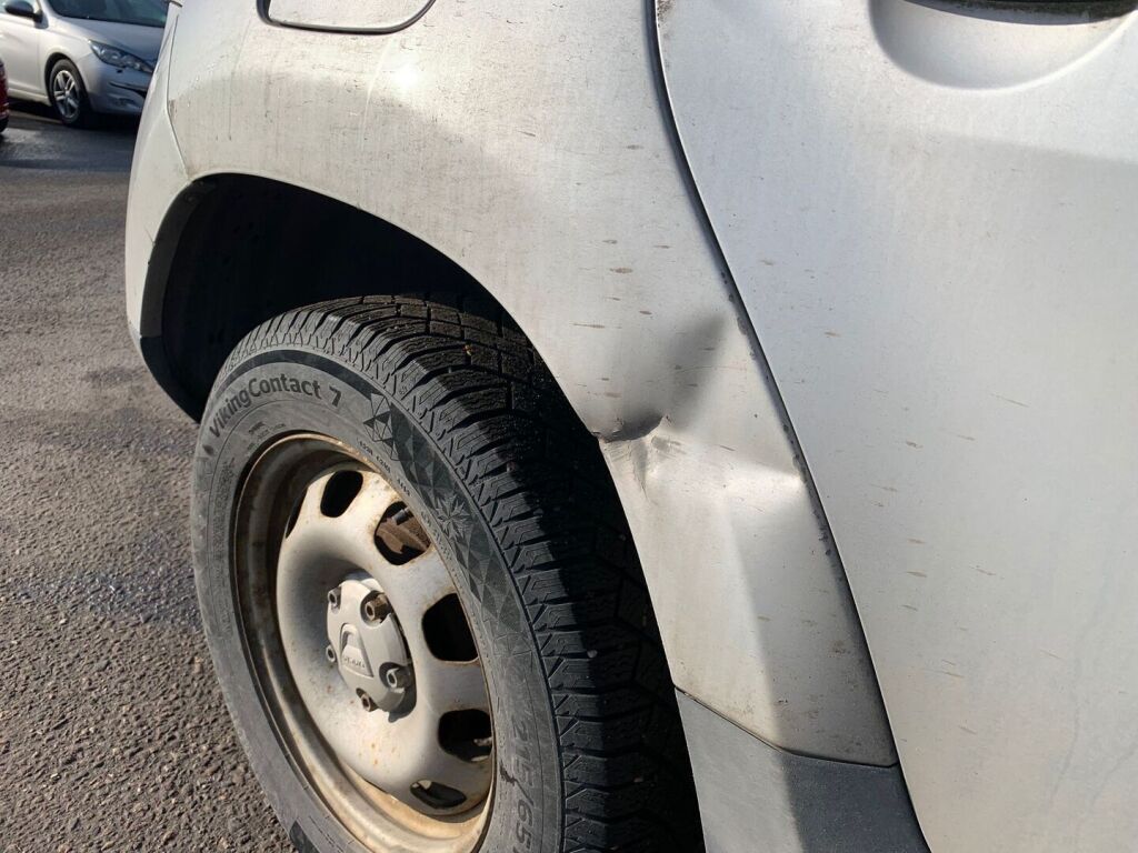 Dacia Duster 2013 Harmaa