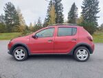 Dacia Sandero 2013 Punainen
