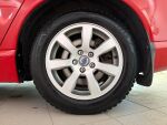 Volvo V70 2013 Punainen
