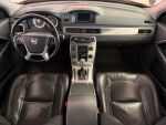 Volvo V70 2013 Punainen