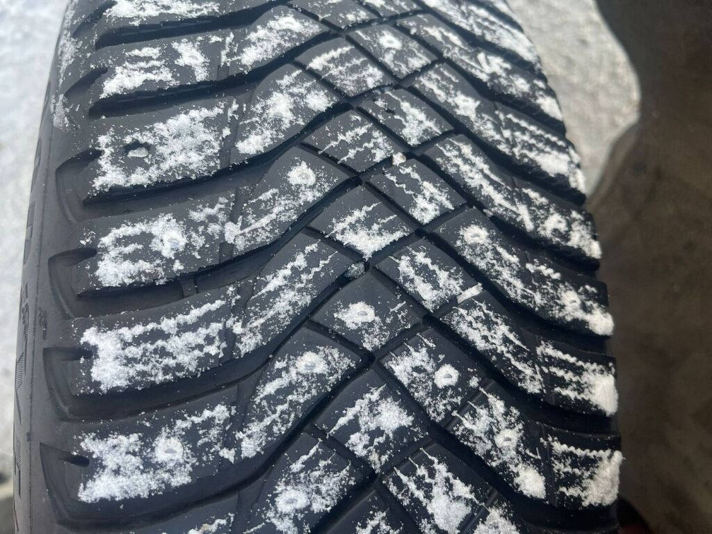 Volvo V70 2013 Punainen