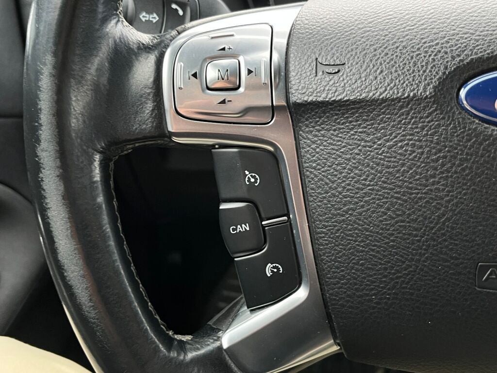 Ford Mondeo 2013 Harmaa
