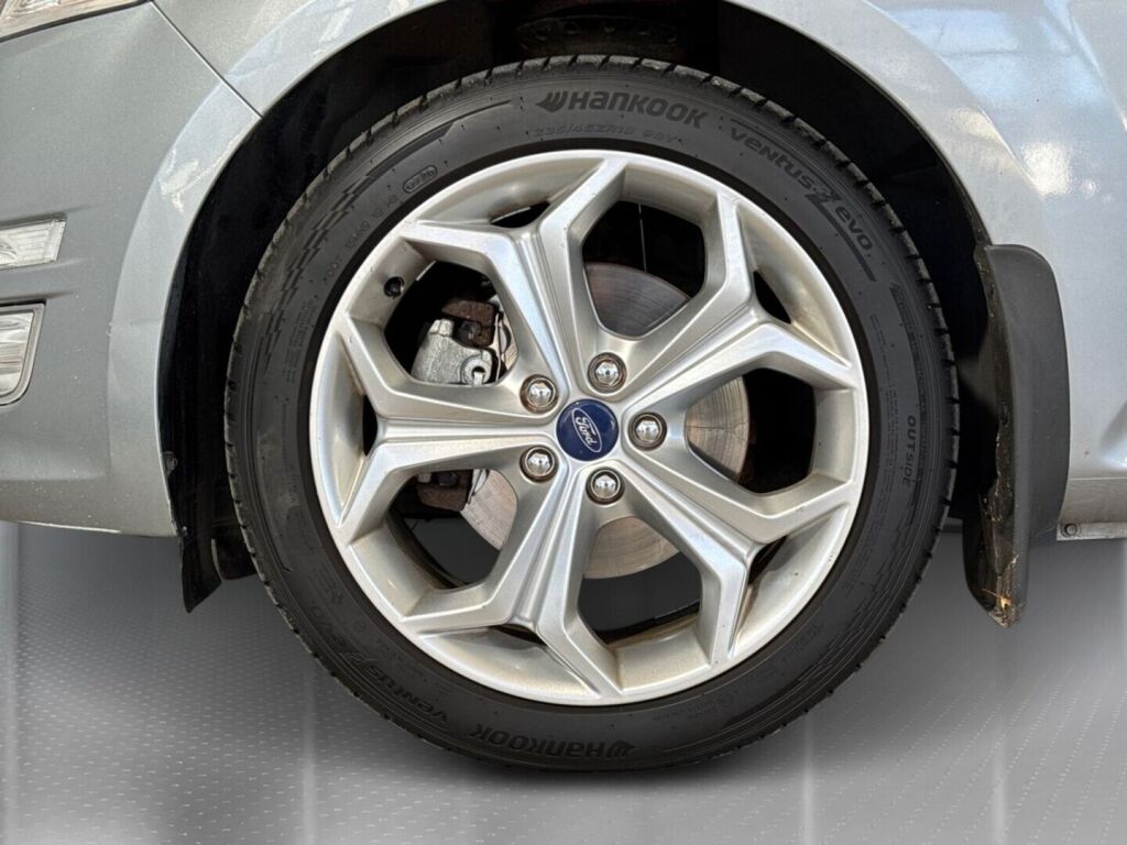 Ford Mondeo 2013 Harmaa