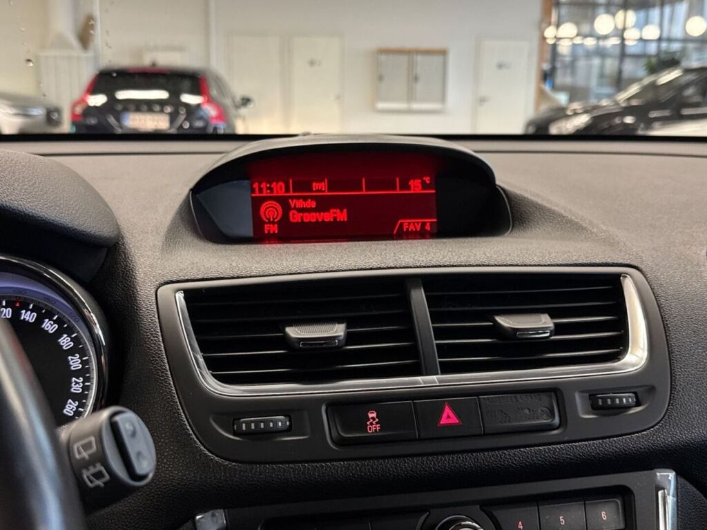 Opel Mokka 2013 Harmaa