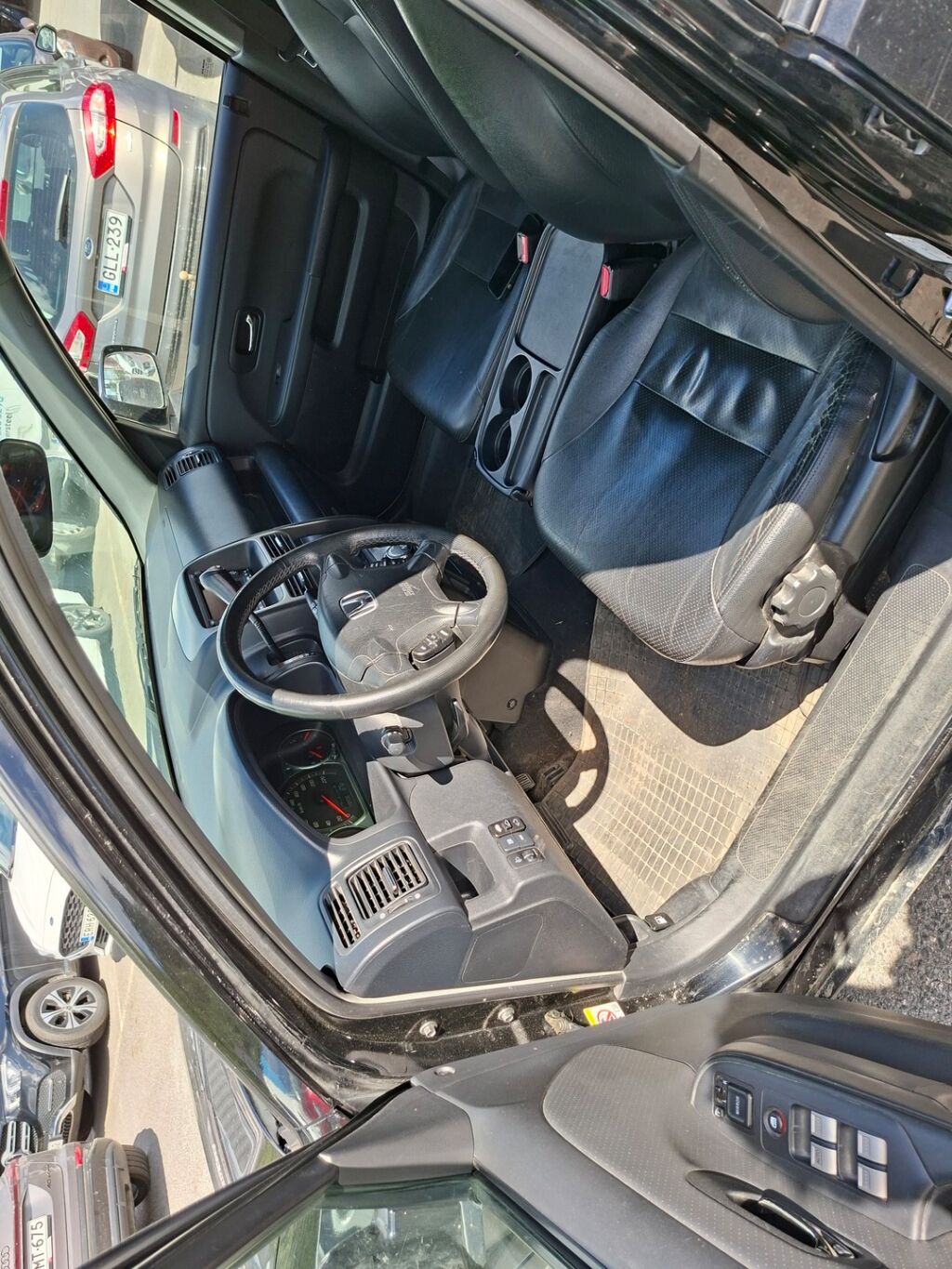 Honda CR-V 2006 Musta