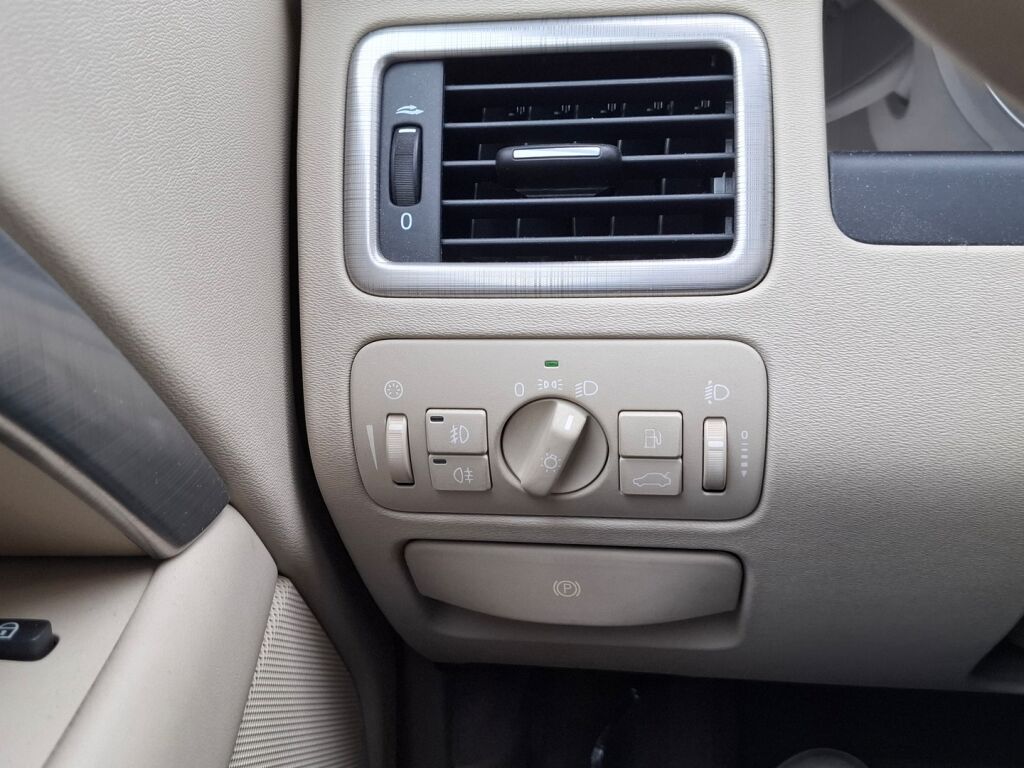 Volvo S80 2006 Harmaa