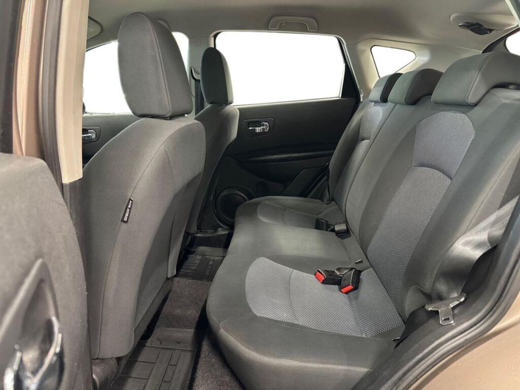 Nissan Qashqai 2013 Ruskea (beige)