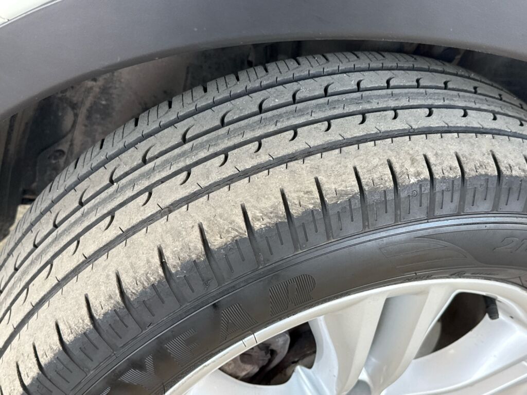 Nissan Qashqai 2013 Valkoinen