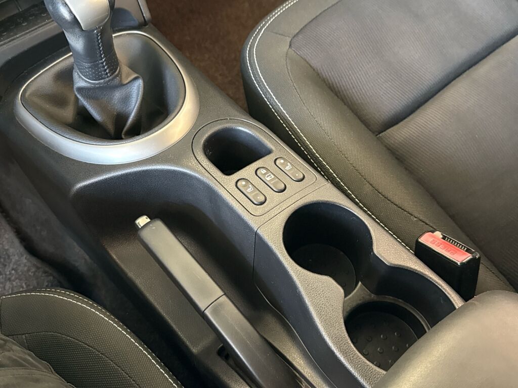 Nissan Qashqai 2013 Valkoinen