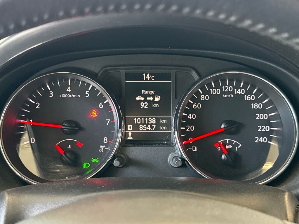 Nissan Qashqai 2013 Valkoinen