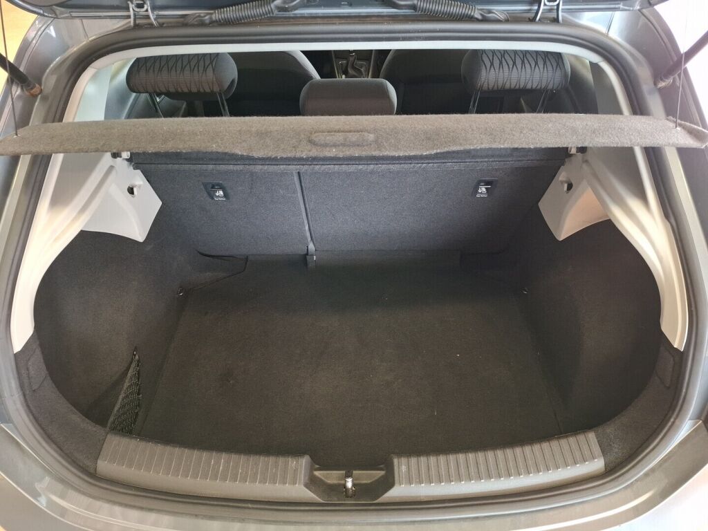 Seat Leon 2014 Harmaa