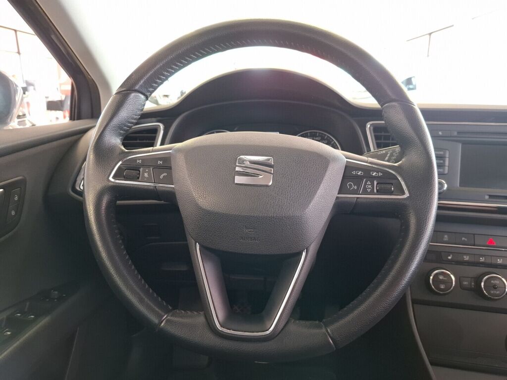 Seat Leon 2014 Harmaa