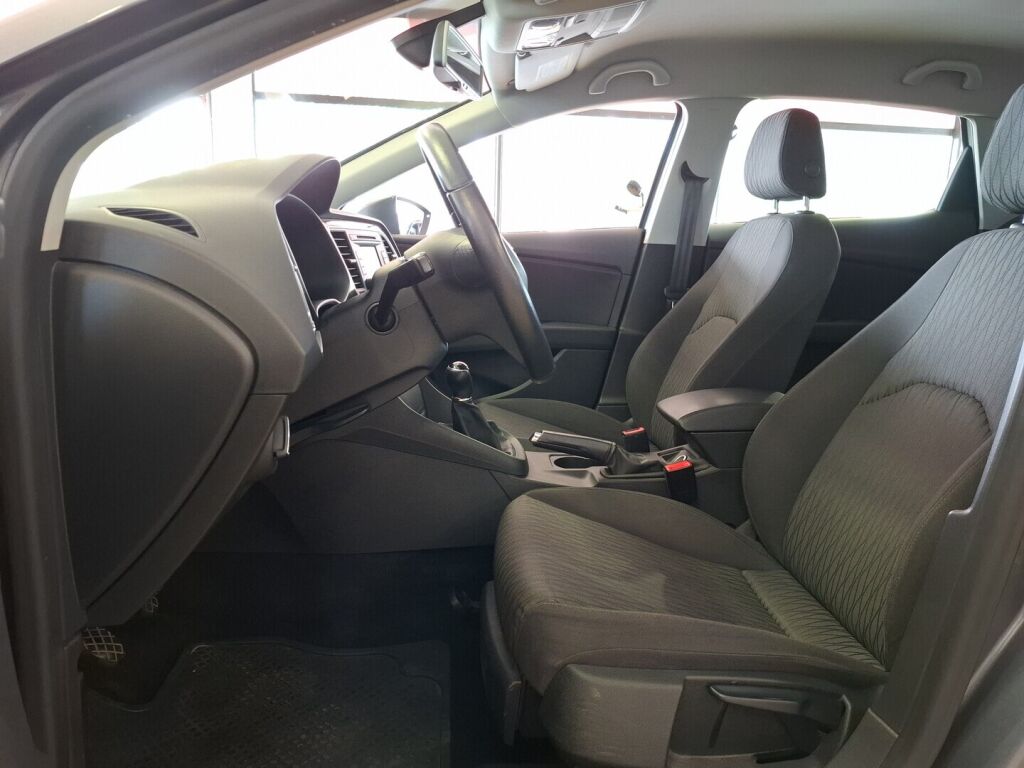 Seat Leon 2014 Harmaa