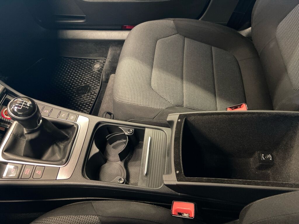 Volkswagen Passat 2013 Valkoinen