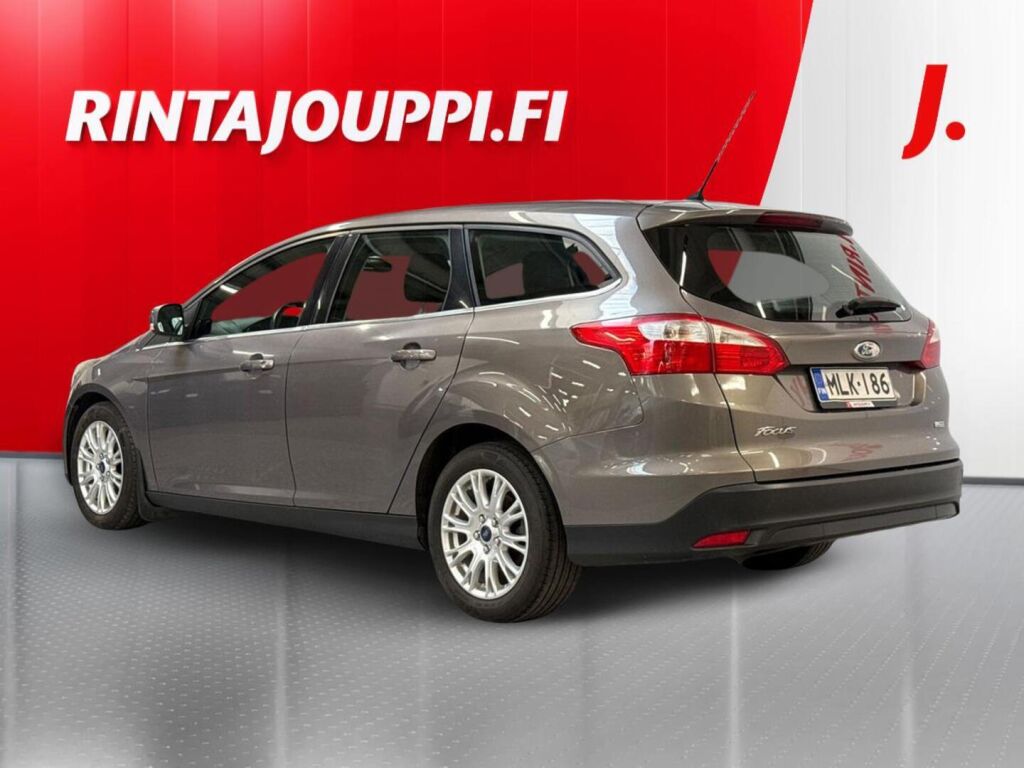 Ford Focus 2014 Ruskea (beige)