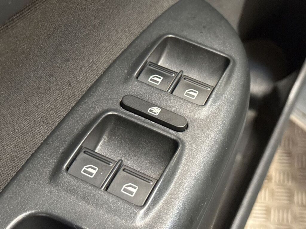 Skoda Octavia 2013 Hopea