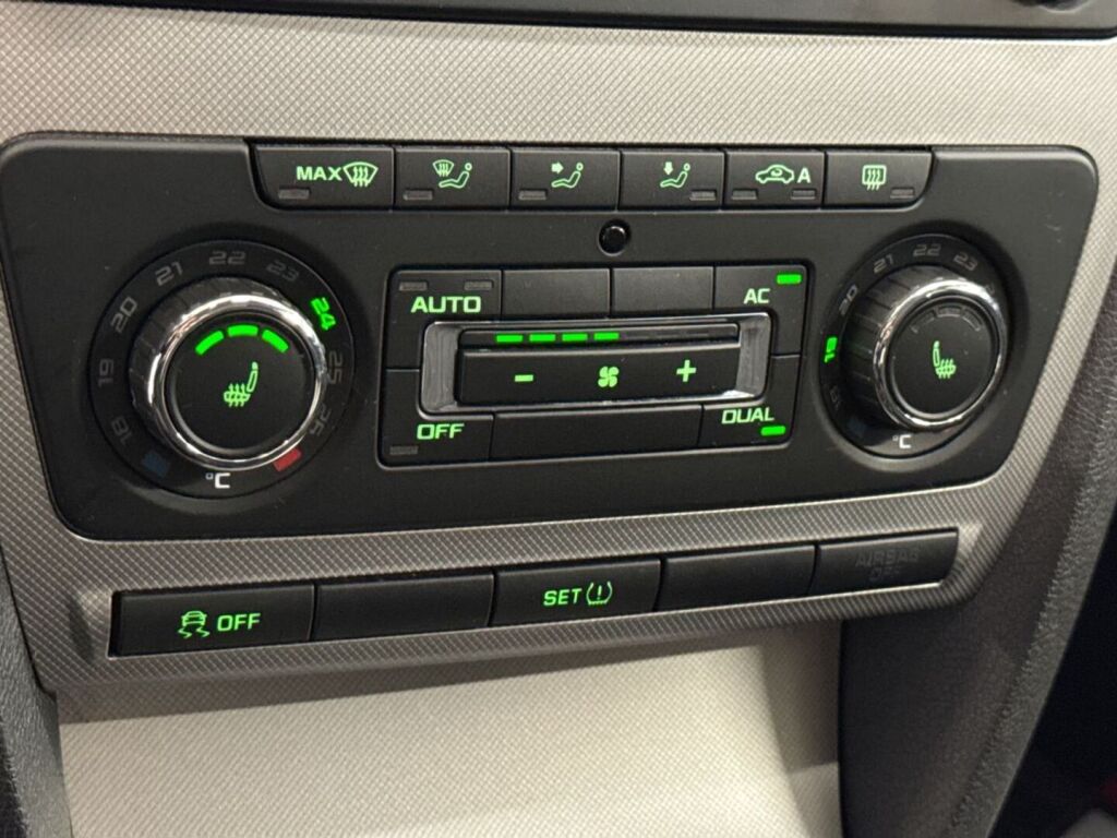 Skoda Octavia 2013 Hopea