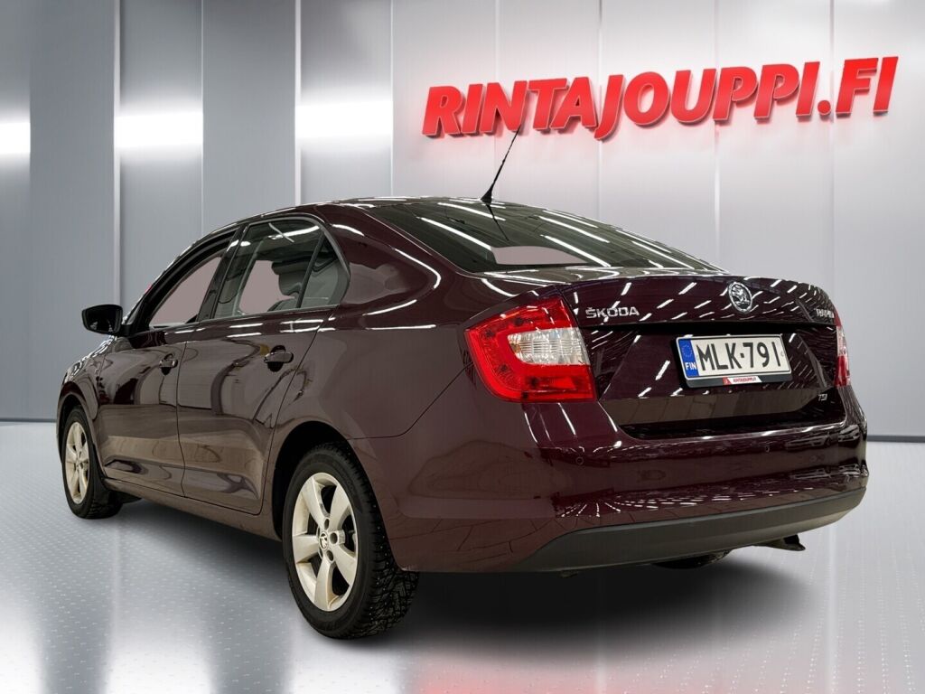 Skoda Rapid 2013 Punainen