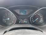Ford Focus 2013 Musta