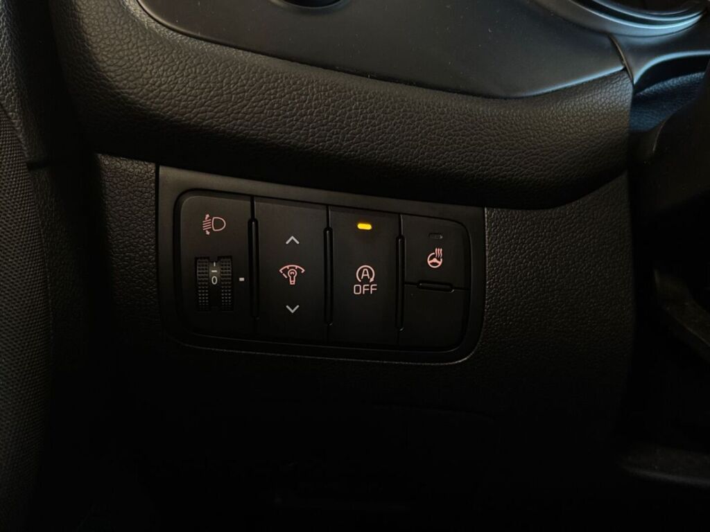 Kia Ceed 2013 Punainen