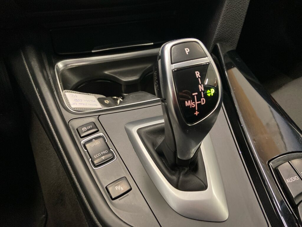 BMW 320 Gran Turismo 2014 Harmaa