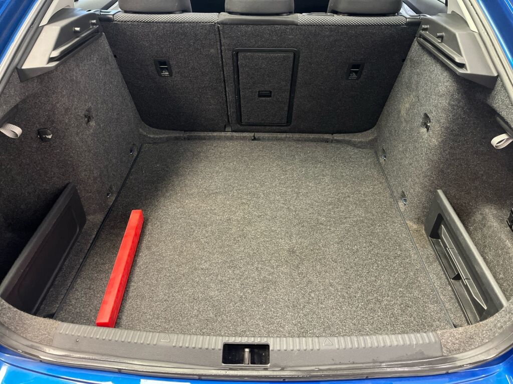 Skoda Octavia 2013 Sininen