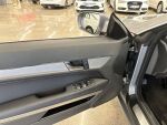 Mercedes-Benz E 2010 Harmaa