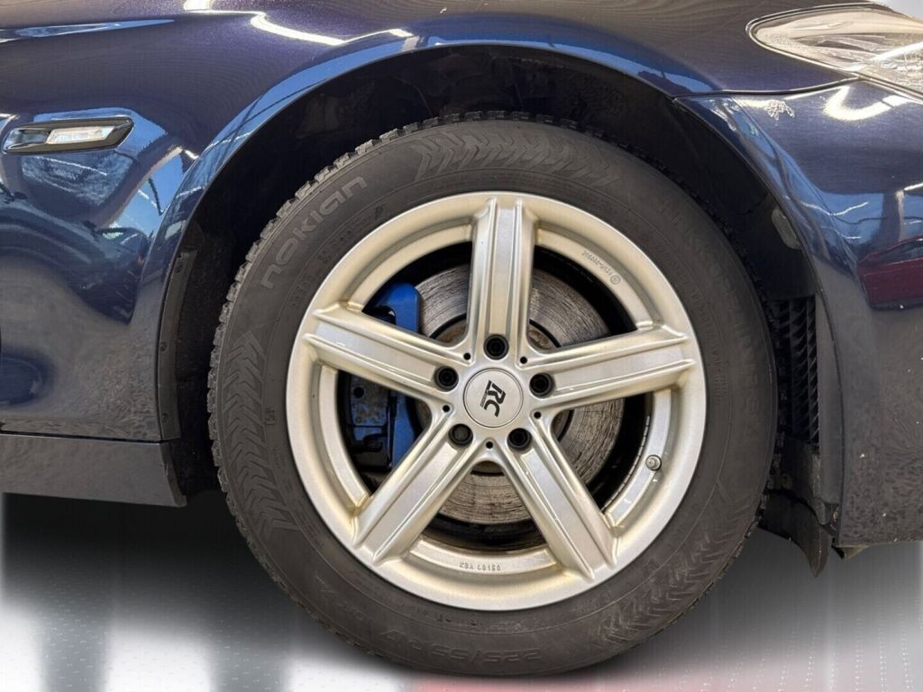 BMW 525 2012 Sininen