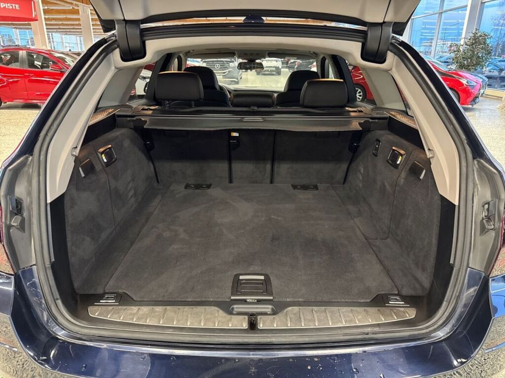 BMW 525 2012 Sininen