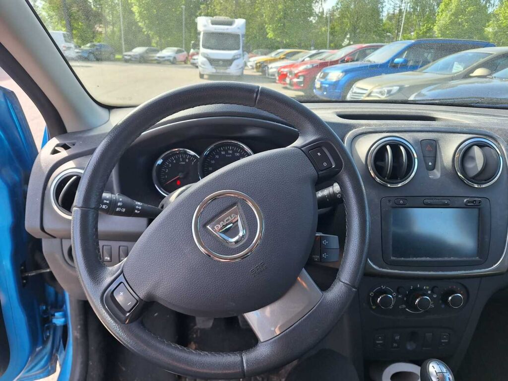 Dacia Sandero 2013 Sininen