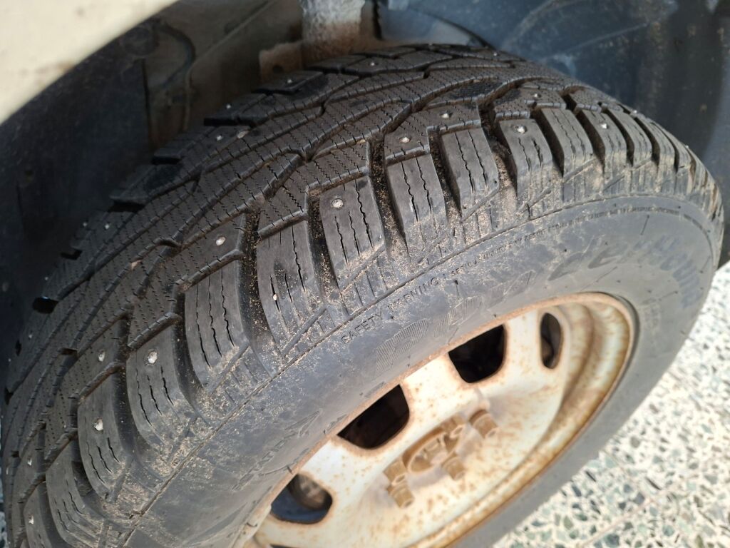 Dacia Duster 2013 Valkoinen