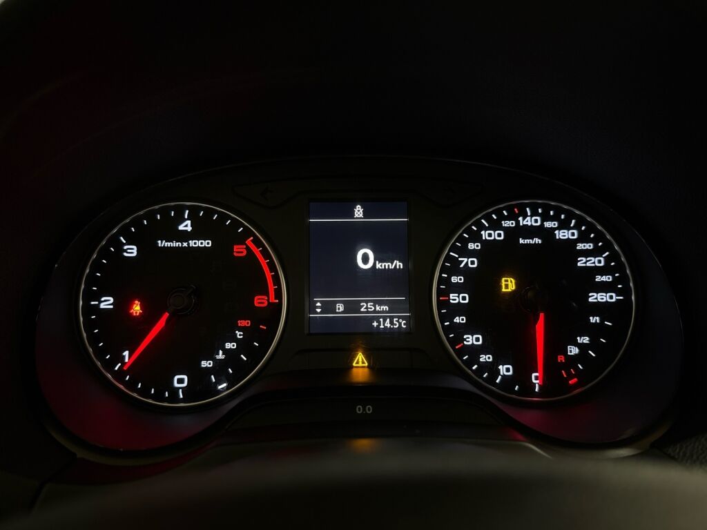 Audi A3 2013 Ruskea (beige)