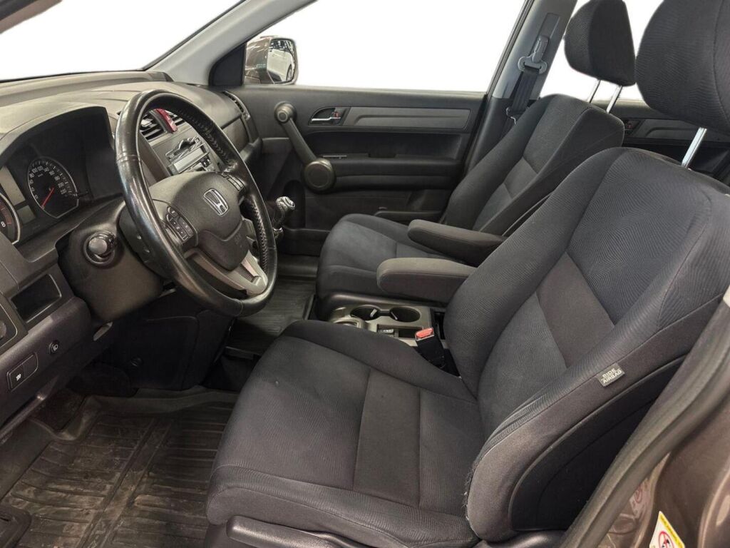 Honda CR-V 2011 Ruskea (beige)