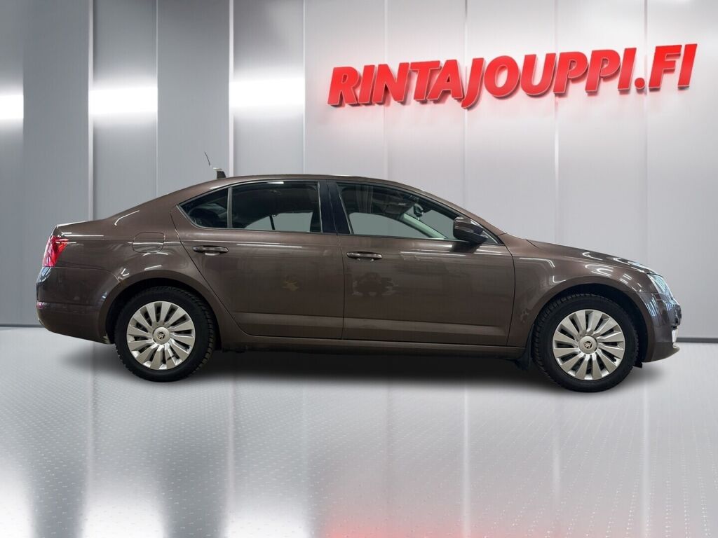 Skoda Octavia 2014 Ruskea (beige)