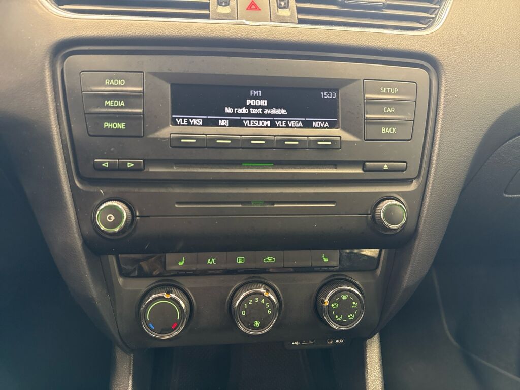 Skoda Octavia 2014 Ruskea (beige)