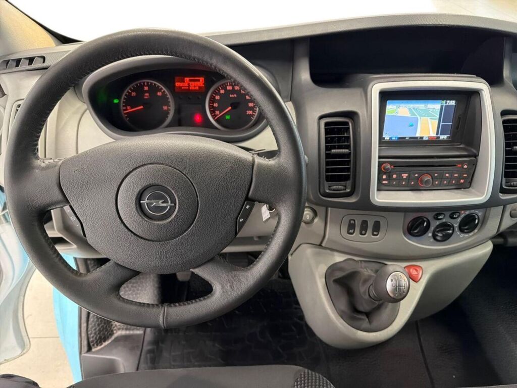 Opel Vivaro 2014 Valkoinen