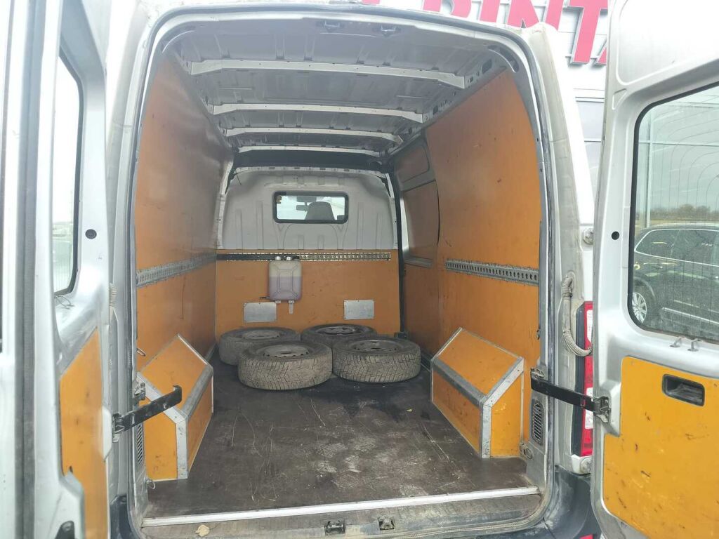 Nissan NV400 2014 Harmaa