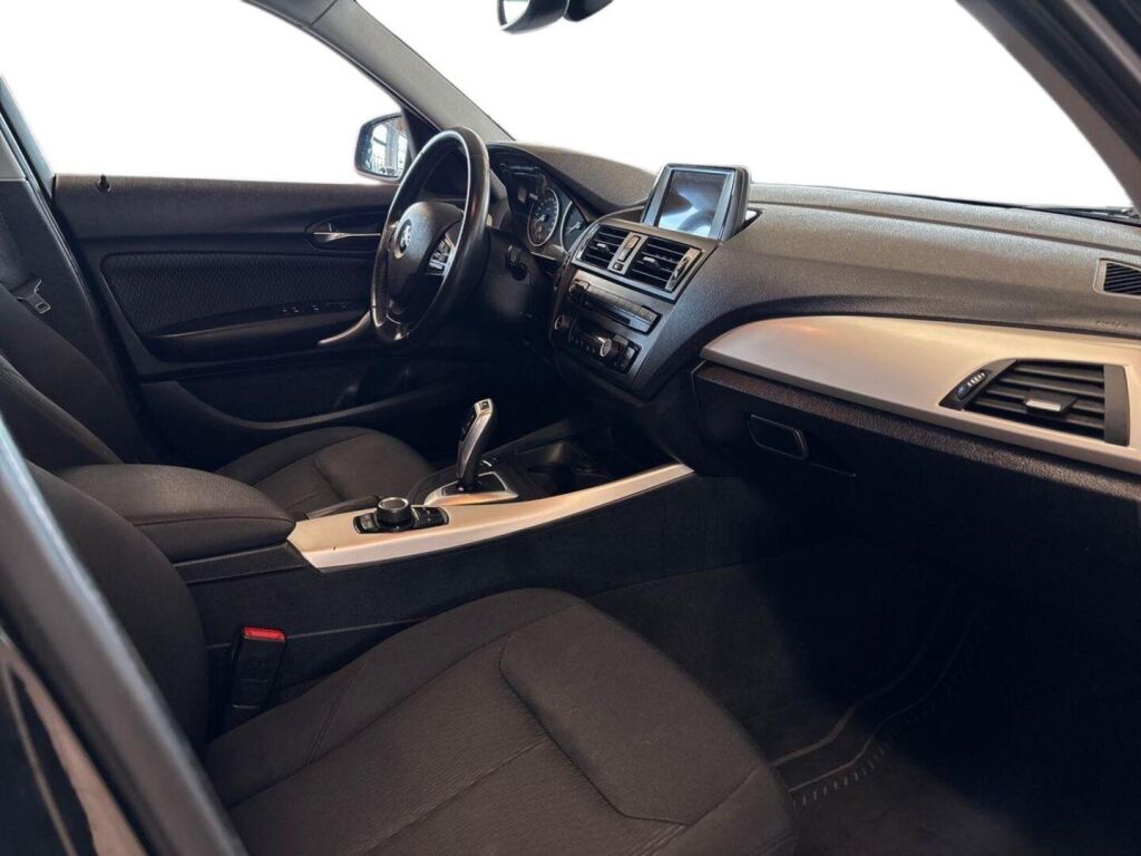 BMW 116 2013 Musta