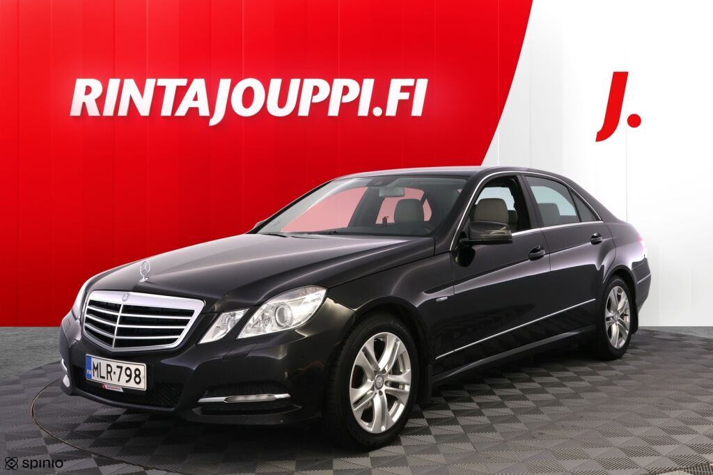 Mercedes-Benz E 2011 Musta