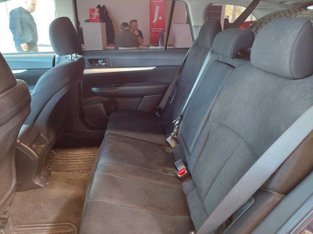 Subaru Outback 2013 Sininen
