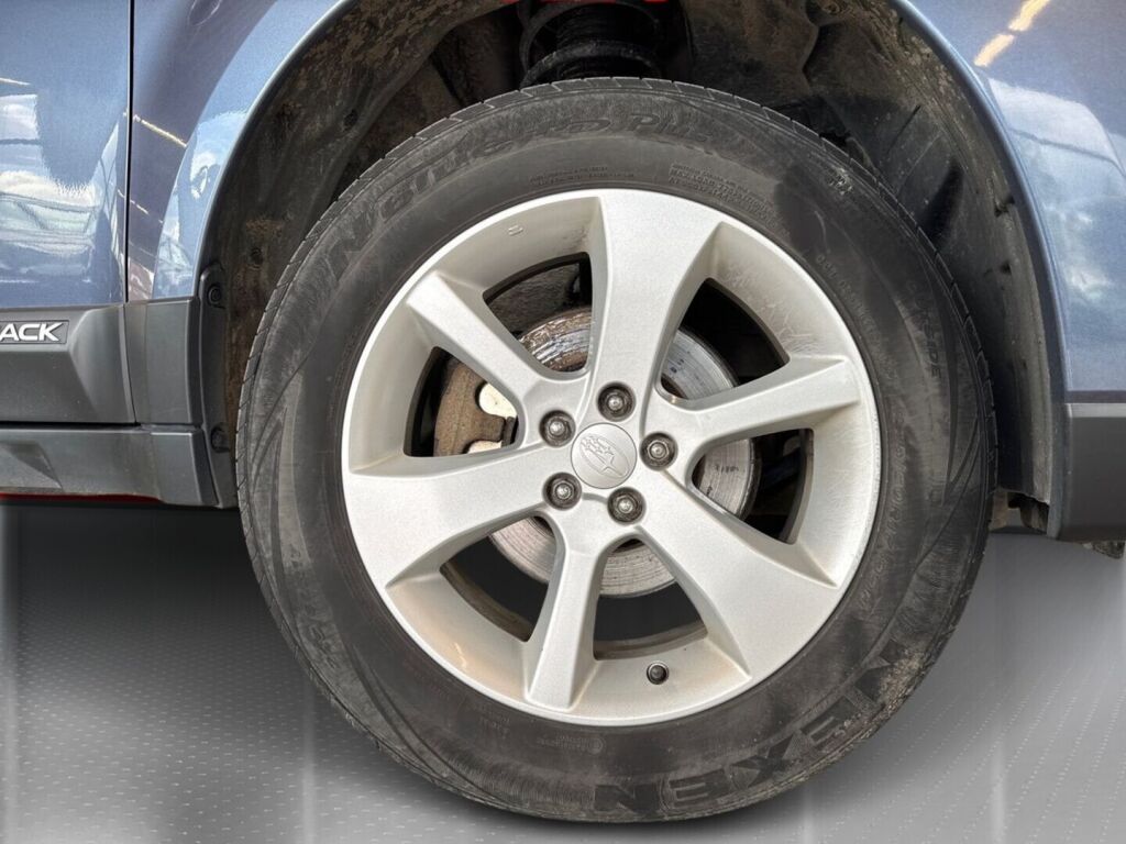 Subaru Outback 2013 Sininen