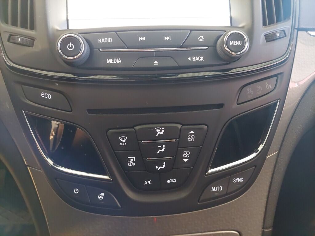 Opel Insignia 2014 Vihreä