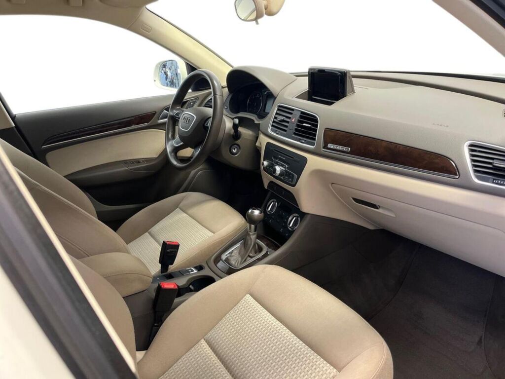 Audi Q3 2014 Valkoinen