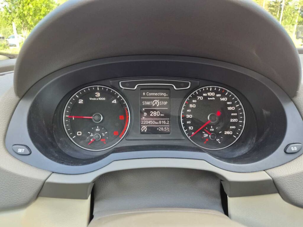 Audi Q3 2014 Valkoinen