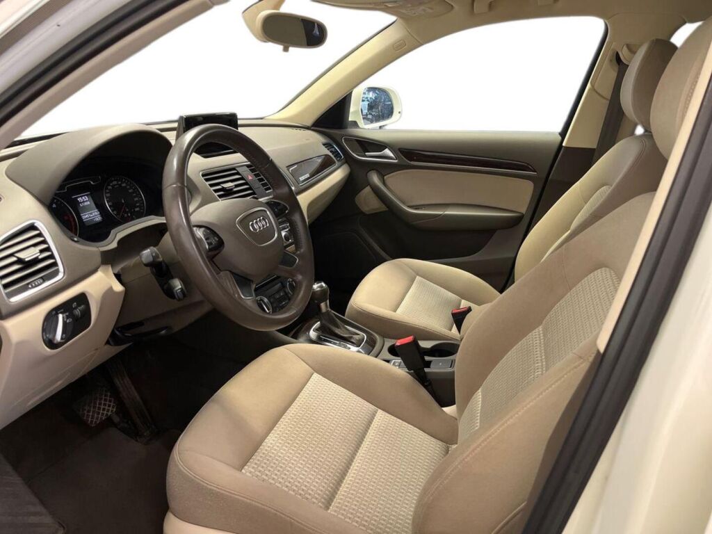 Audi Q3 2014 Valkoinen