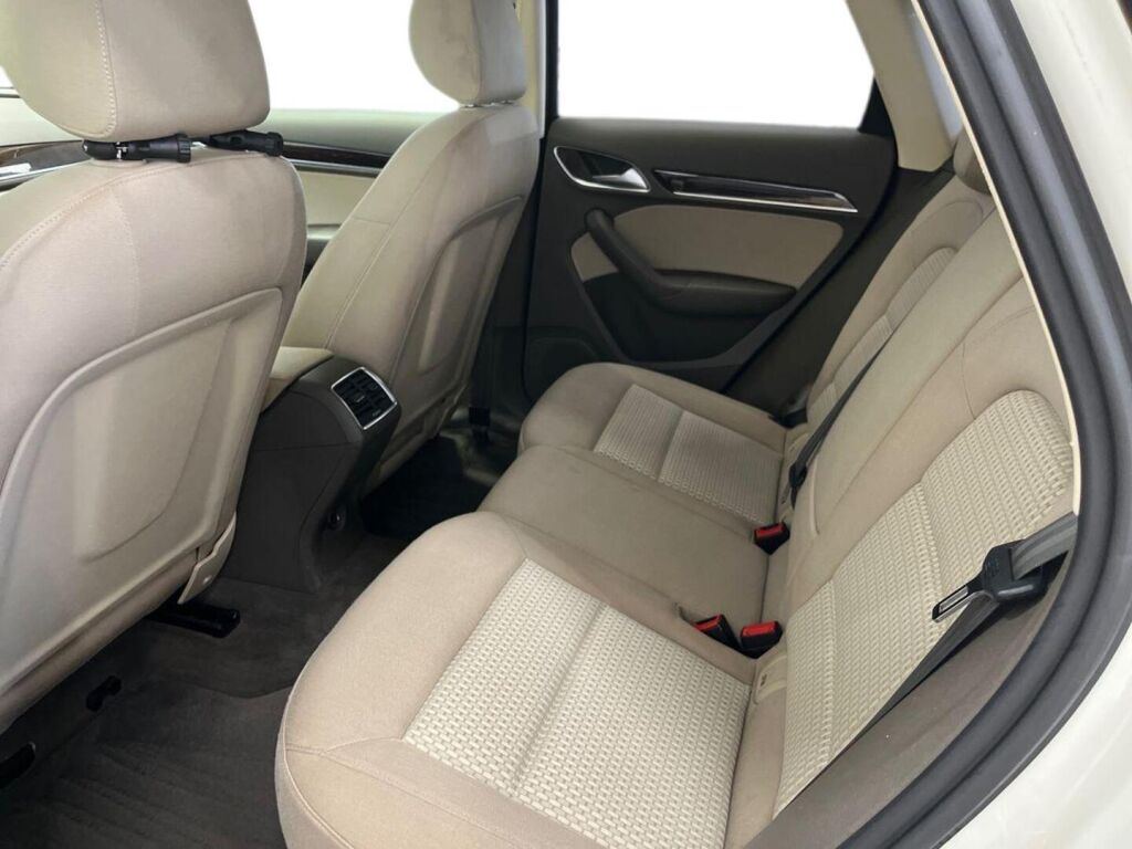 Audi Q3 2014 Valkoinen