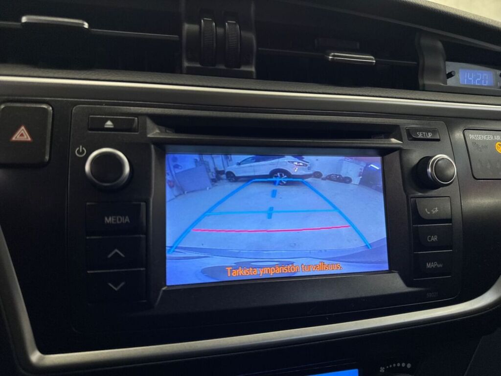 Toyota Auris 2014 Harmaa