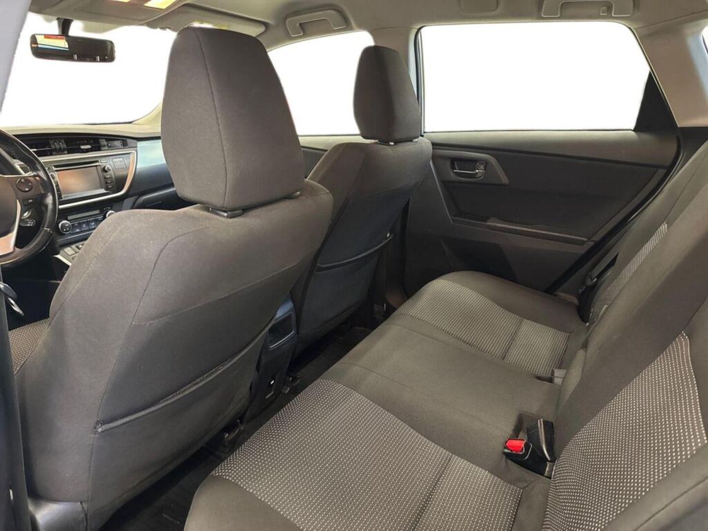 Toyota Auris 2014 Harmaa